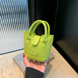 Mini Eimertasche Für Damen PU Leder Lychee Narbung Handtasche Mit Silberner Kugelkette Koreanischer Stil Mode Umhängetasche