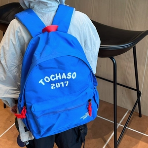 Zaino sportivo blu per bambini con stampa TOCHASO 2017 e dettagli decorativi rossi
