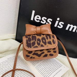 Fashionable leopard print girls' mini crossbody bag with large brown leather bow decoration