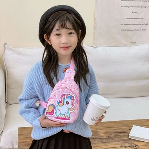 Süße rosa Einhorn Brusttasche für Kinder mit verstellbarem Gurt für den Alltag