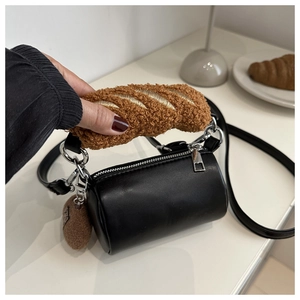 Mini black barrel handbag for girls with creative plush bread-shaped handle and charm