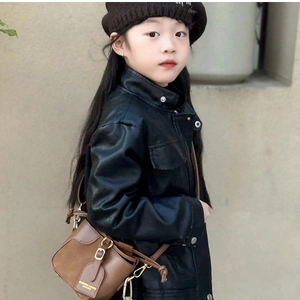 Fashionable mini girls bucket bag in brown faux leather with a stylish drawstring