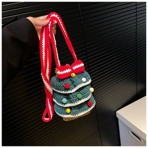 Sac bandoulière tricoté en forme de sapin de Noël avec nœud rouge et pompons décoratifs