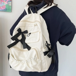 Zaino scolastico in stile giapponese bianco crema con fiocchi neri e ricami