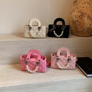 Kids Girls Quilted Shoulder Bag PU Leather Artificial Pearl Handle Mini Crossbody Bag Fashion Handbag Elegant Korean Style