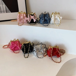 Kinder Mini Umhängetasche Schleife Gesteppt PU-Leder Kettengurt Kussverschluss Mode Prinzessin Schultertasche Für Mädchen