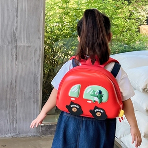 Sac à dos enfant 3D en forme de voiture rouge avec motif dinosaure pour l'extérieur