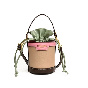 Mini color-block bucket bag for girls in pink and beige leather with crossbody strap