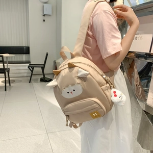 Süßer beiger Lamm-Rucksack für Damen mit 3D-Ohren und flauschigem Anhänger