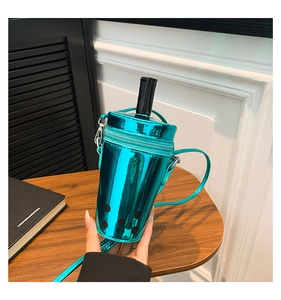 Détails du mini sac seau en forme de thé aux perles avec finition turquoise