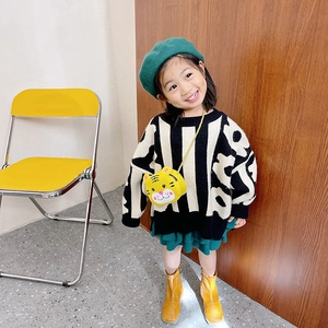 Cute bunny kids shoulder bag with striped sweater and green skirt outfit set