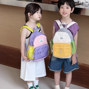 Kids color-block backpack with adjustable straps and front zip pocket for school