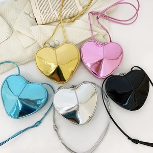 Sac Bandoulière Cœur Pour Enfants Cuir PU Métallique Brillant Fini Miroir Sac À Épaule Tendance Pour Filles Garçons