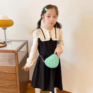 Toddler girl cute mint green heart quilted crossbody bag with golden chain strap