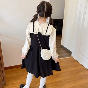 Kids quilted heart crossbody bag with stylish embroidery for girls fashion accessory