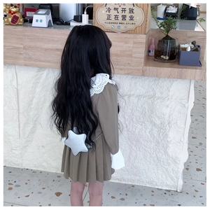 Sac à bandoulière en forme d'étoile pailletée argentée pour fille avec chaîne chic