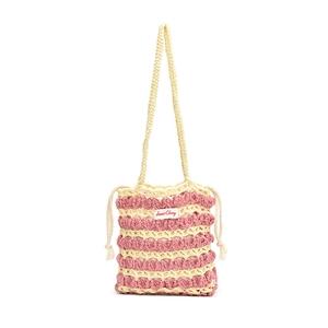 Sac à bandoulière en tricot rayé rose et beige avec écusson Sweet Cherry pour enfants