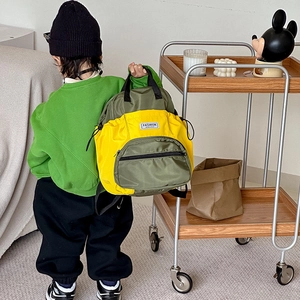 Sac à dos scolaire léger et imperméable pour enfants avec design contrasté vert et jaune
