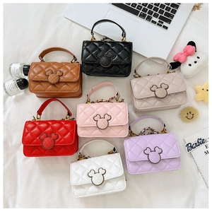 Mini sacs bandoulière matelassés pour filles en sept couleurs avec oreilles de souris