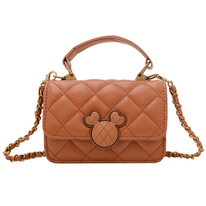 Sac bandoulière matelassé caramel pour filles avec boucle souris et chaîne dorée