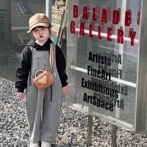 Kids fashion set with heart leather crossbody bag and stylish casual streetwear