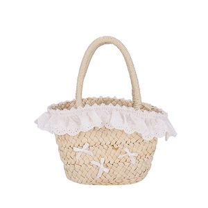 Sac seau en paille pour enfants avec dentelle blanche et nœuds pour les vacances