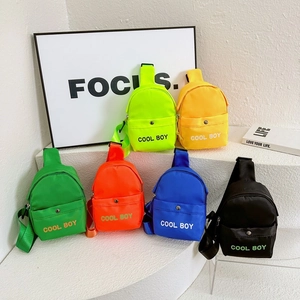Kinder Nylon Brusttasche Buchstaben Druck Umhängetasche Bauchtasche Mit Verstellbarem Riemen Für Jungen Mädchen Mode Casual