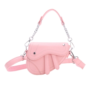 Mini sac selle rose avec texture litchi et chaîne métallique pour enfants et filles