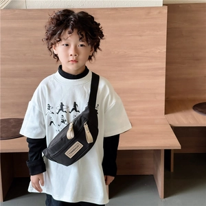 Sac de poitrine noir pour enfant avec bandoulière réglable et écusson TONGHUO