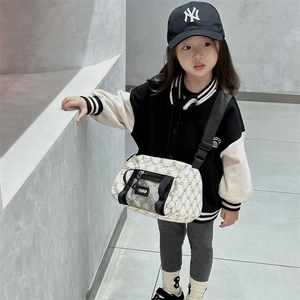 Trendige Kinder Winter Umhängetasche im Bucket-Stil mit verstellbarem Riemen und Netz