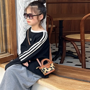 Fashionable leopard print canvas and leather mini tote bag for kids casual trendy outfit