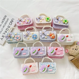Meisjes Mode Tweed Schoudertas Met Imitatieparel Handvat Metalen Ketting Cartoon Monster Decor Kleine Handtas