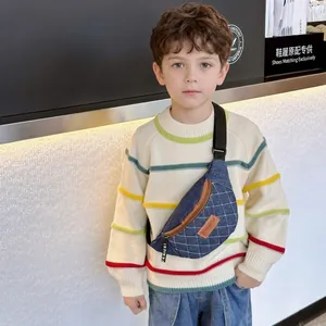 Borsa a tracolla in denim trapuntato per bambini blu scuro con tracolla regolabile