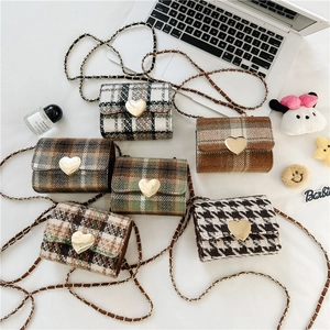 Kids Girls Crossbody Bag Vintage Tweed Grid Pattern Heart Buckle Mini Shoulder Bag Korean Style Metal Chain