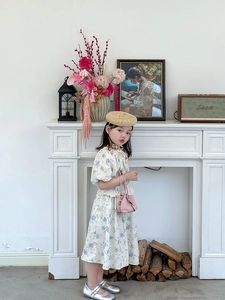 Girl's summer floral skirt set with straw beret and mini pink bucket bag details