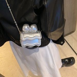 Mini sac à bandoulière argenté pour fille avec nœud et chaîne pour la mode d'automne