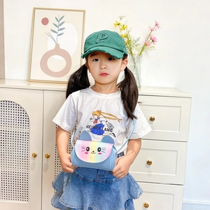 Cute kids crossbody bag with shiny rainbow cat design and adjustable shoulder strap