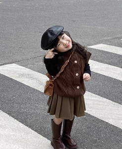 Brown mini crossbody bag with litchi grain texture for young girls fashion outfits