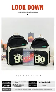 Comparaison de taille de deux sacs à dos en nylon pour enfants avec un iPad comme référence