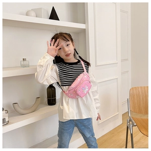Sac de poitrine licorne rose pour filles avec bandoulière réglable et motif mignon