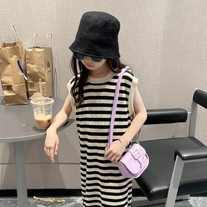 Girl's elegant purple crocodile pattern mini shoulder bag with striped knitted dress