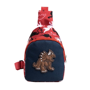 Sac de poitrine pour enfants avec motif dinosaure rouge et bleu et patch 3D triceratops