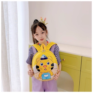 Toddler tiger backpack featuring padded straps and ergonomic design for kids