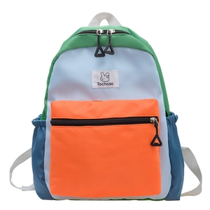 Sac à dos enfant coloré avec logo lapin, design contrasté et poches de rangement