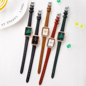 Gedi British style rectangular leather watch set with malachite texture and Roman numerals