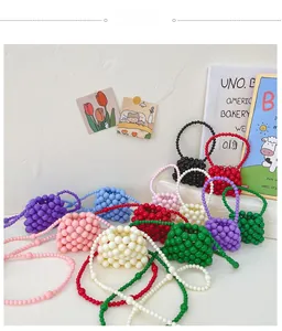 Mini borsa di perle per bambine in vari colori vivaci con tracolla in perline