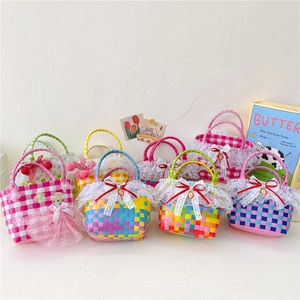 Kids Woven Handbag Colorful Lace Bowknot Strawberry Charm Summer Beach Basket Bag For Girls Cute Fashion Accessory