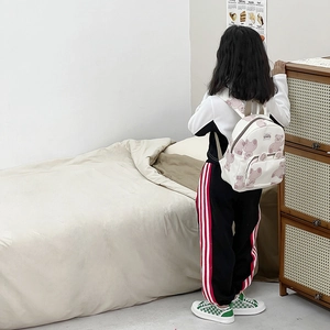 Cute bear print children's canvas backpack with lightweight ergonomic straps for girls