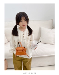 Mini borsa a tracolla arancione per bambina con trama litchi e catena in metallo