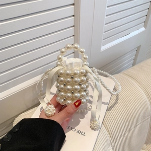 Girls Mini Artificial Pearl Bucket Bag Hand-Woven Imitation Artificial Pearl Handbag With Drawstring Liner Elegant Princess Crossbody Shoulder Bag